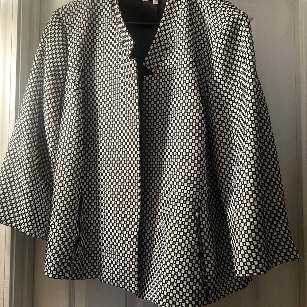 Jones Studio Black and White Women's Jacket size 24W